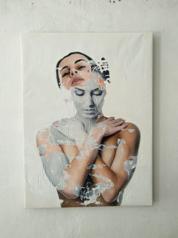 Pudicitiam, Raúl Lara mixed media and image transfer in Neophotorealism style hanging on the wall